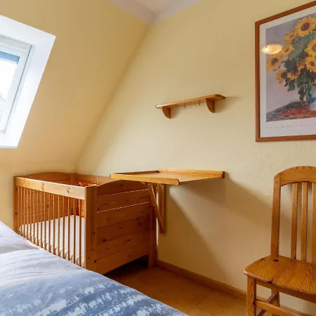 Apartment In Tating